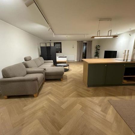 Apartament Ovoc 1.0 Chodzież Buitenkant foto