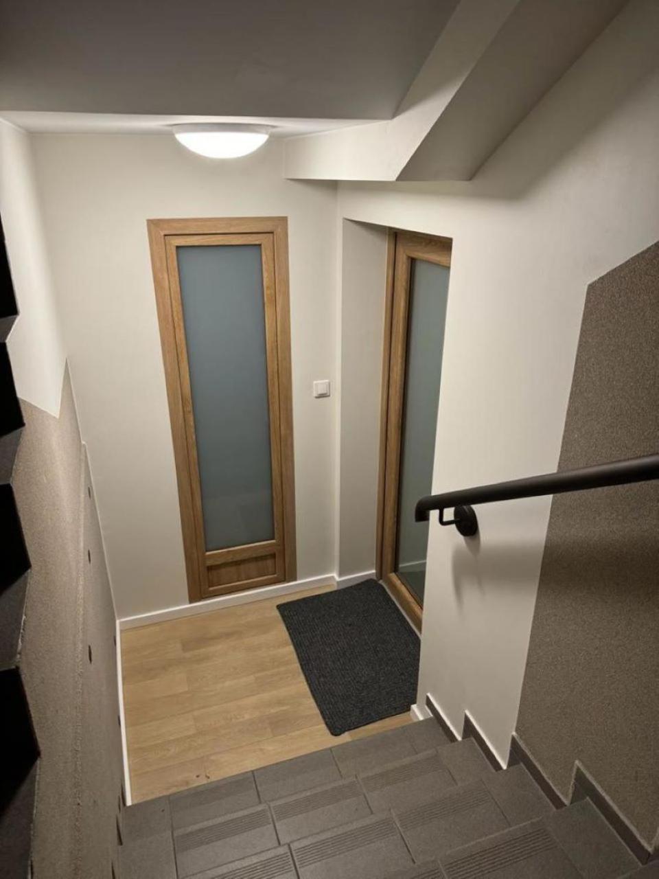 Apartament Ovoc 1.0 Chodzież Buitenkant foto