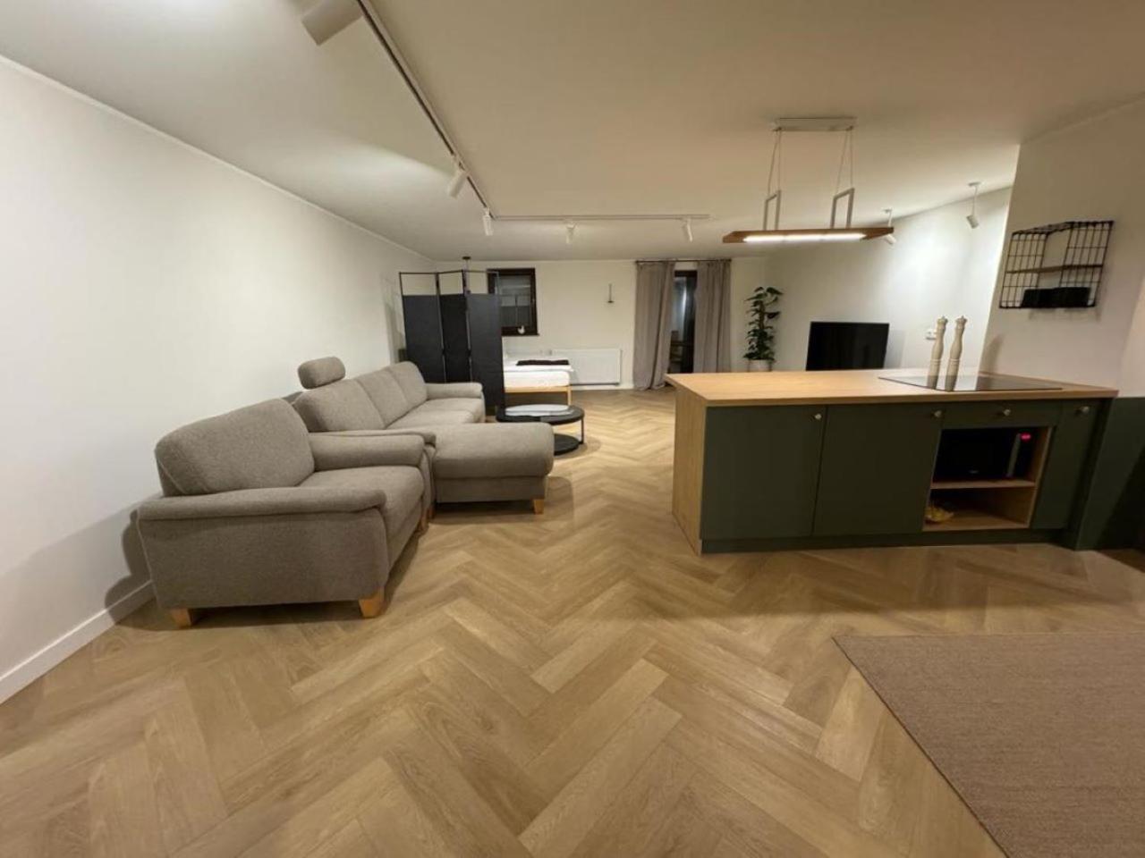 Apartament Ovoc 1.0 Chodzież Buitenkant foto